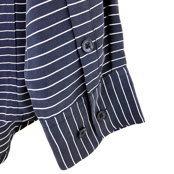 ❌SOLD❌ Equipment Signature Silk Stripe Button Down - Picture 4 of 7